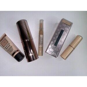 5 Lot Makeup Revolution Foundation/Concealer Lot!! BRAND NEW!!!💋